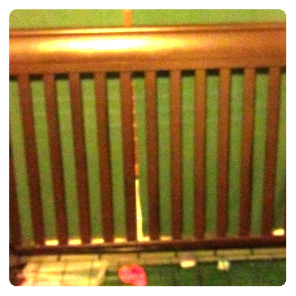 Graco crib